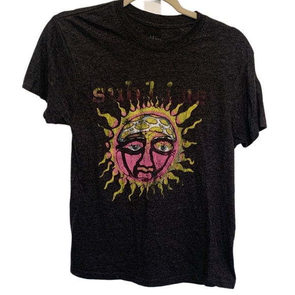 Sublime Pink Yellow 90s Sun Graphic Short Sleeve Band Tee Shirt - Picture 1 of 6
